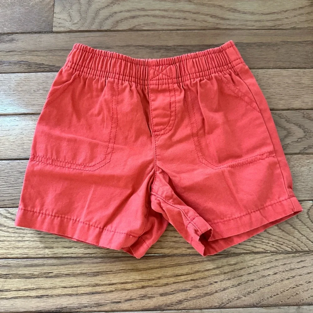 🤎❤️ CARTER’S Boys Shorts 18 months red and khaki EUC bundle 2